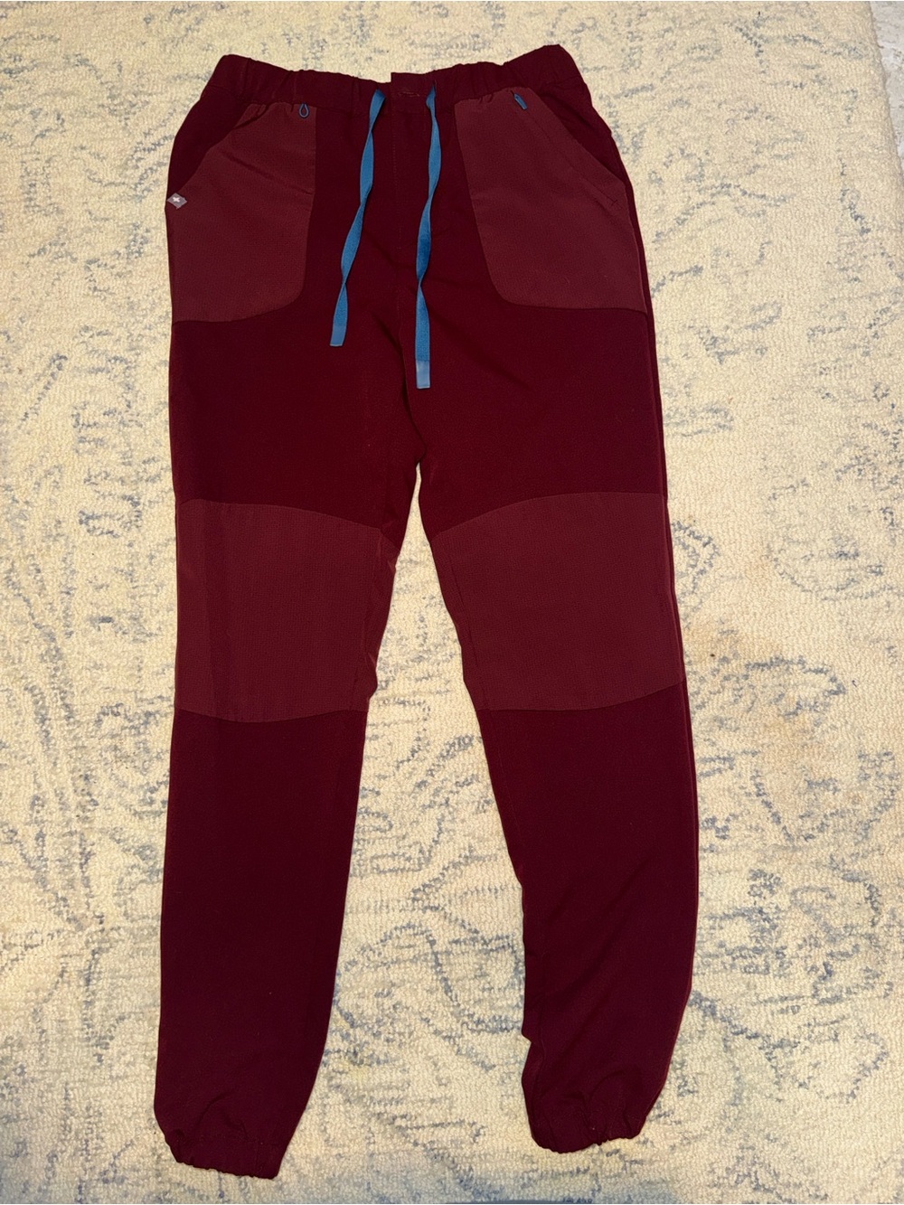 Figs Women's Two-Tone Maroon Jogger Scrub Pants with Blue Drawstring